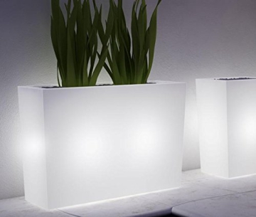 Beleuchteter Blumentopf ➡ Pflanztopf STILO, weiß beleuchtet ... Beleuchteter Blumentopf ➡ Pflanztopf STILO, weiß beleuchtet ...